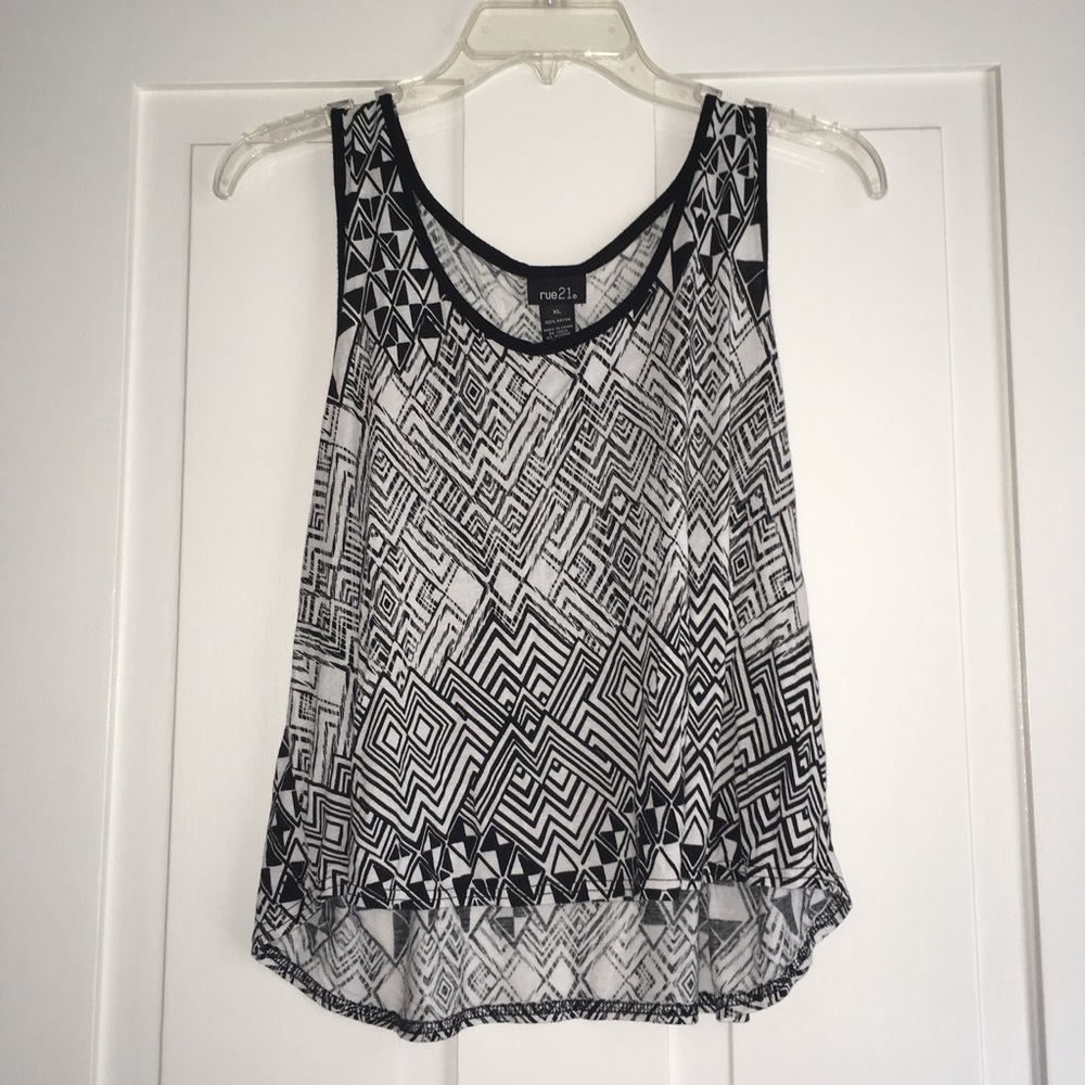 ⬇️ BUY ONE GET ONE LISTING FREE Rue21 Tank Top!!